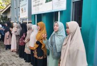 Menyambut Keberangkatan siswa di Sekolah Menyambut Keberangkatan siswa di Sekolah